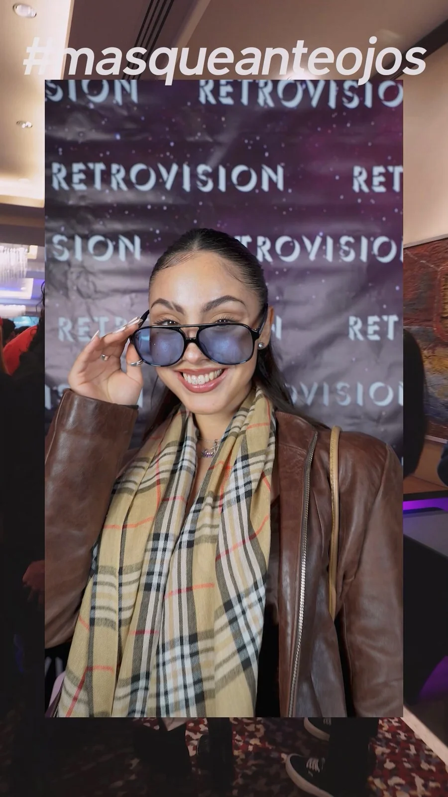 Evento de lanzamiento óptica Retrovision en hotel, Santiago