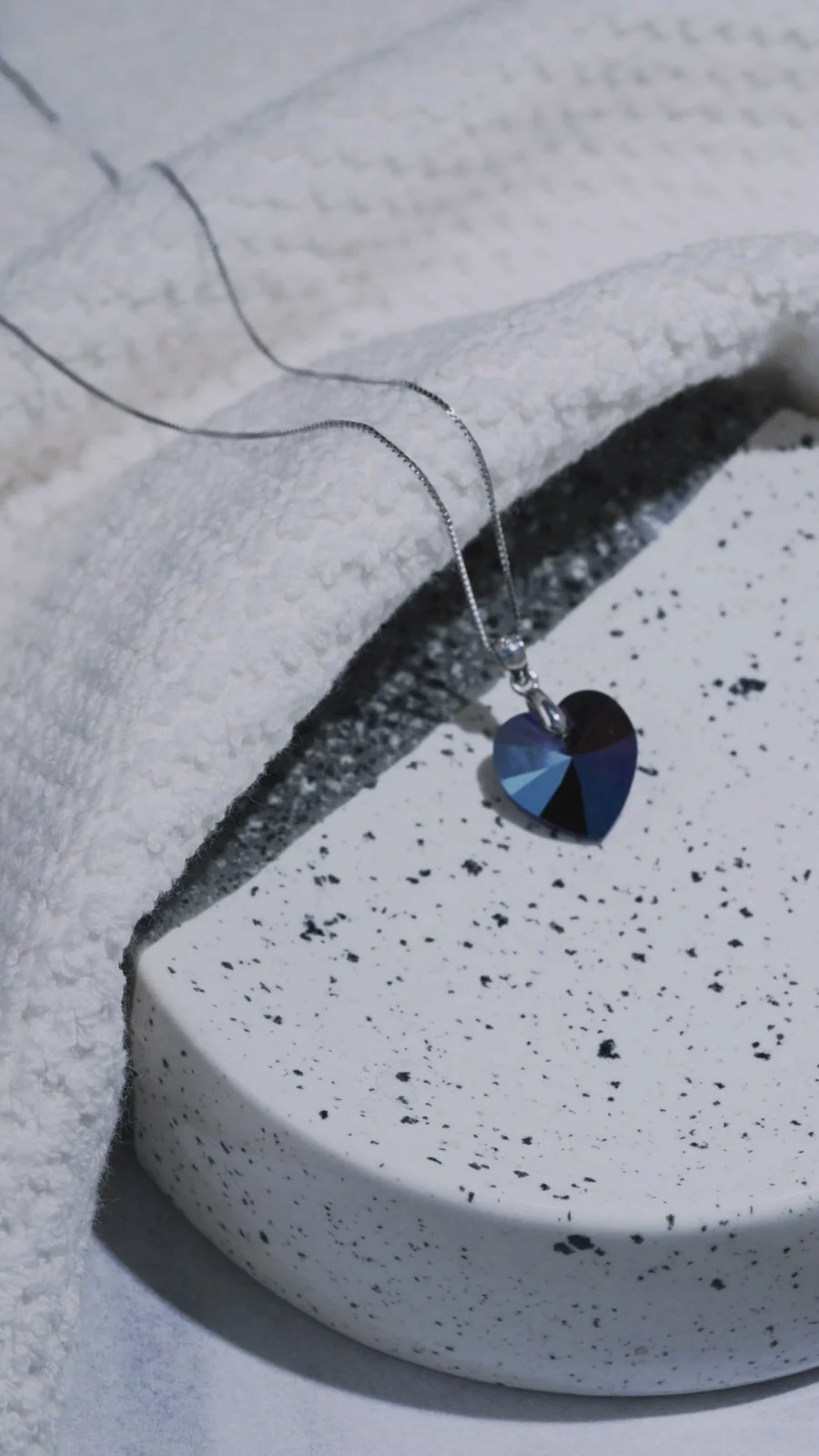 Video de producto joyería en estudio, Santiago