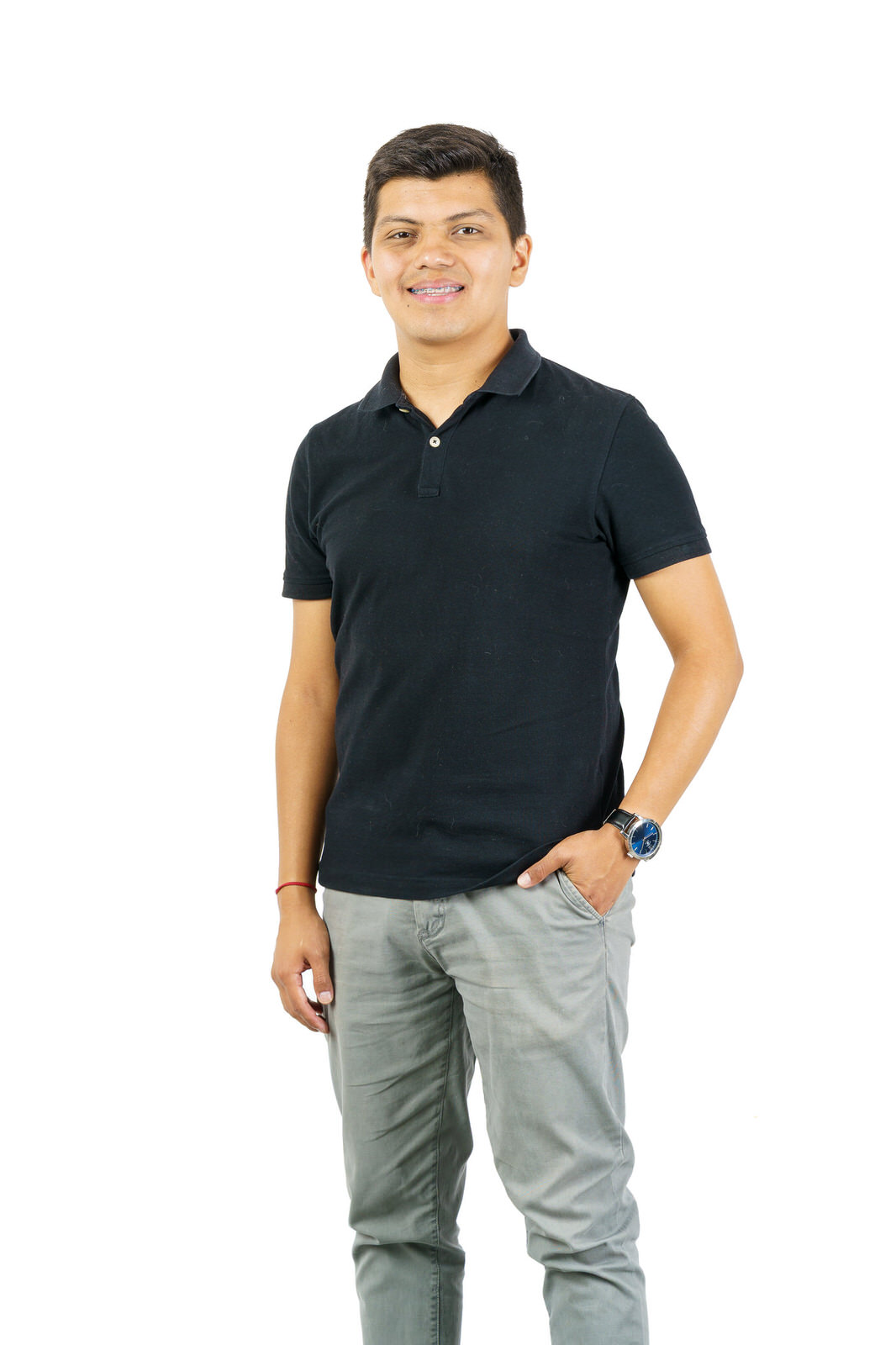 Retrato hombre en estudio fondo blanco — campaña Elige Educar Mineduc