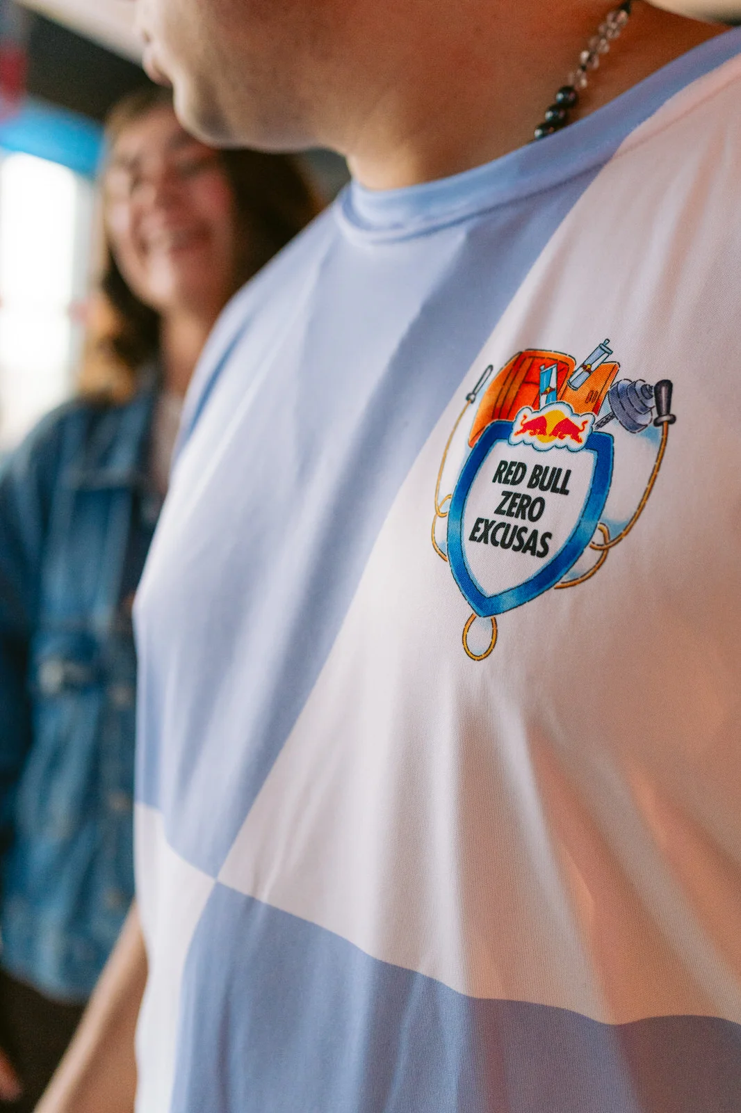 Red Bull RB Zero — camiseta red bull rb zero detalle