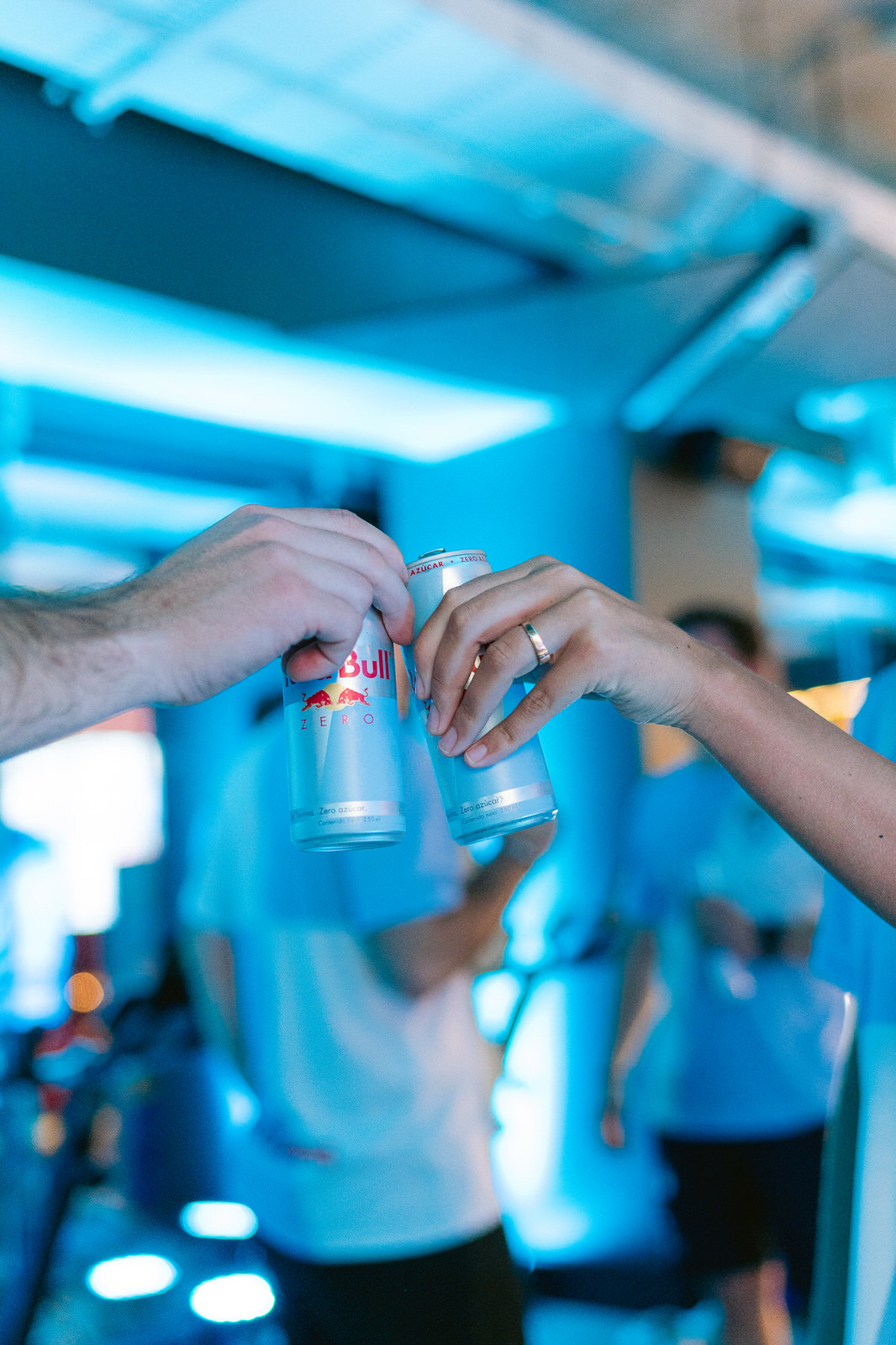 Red Bull RB Zero — mano can red bull rb zero