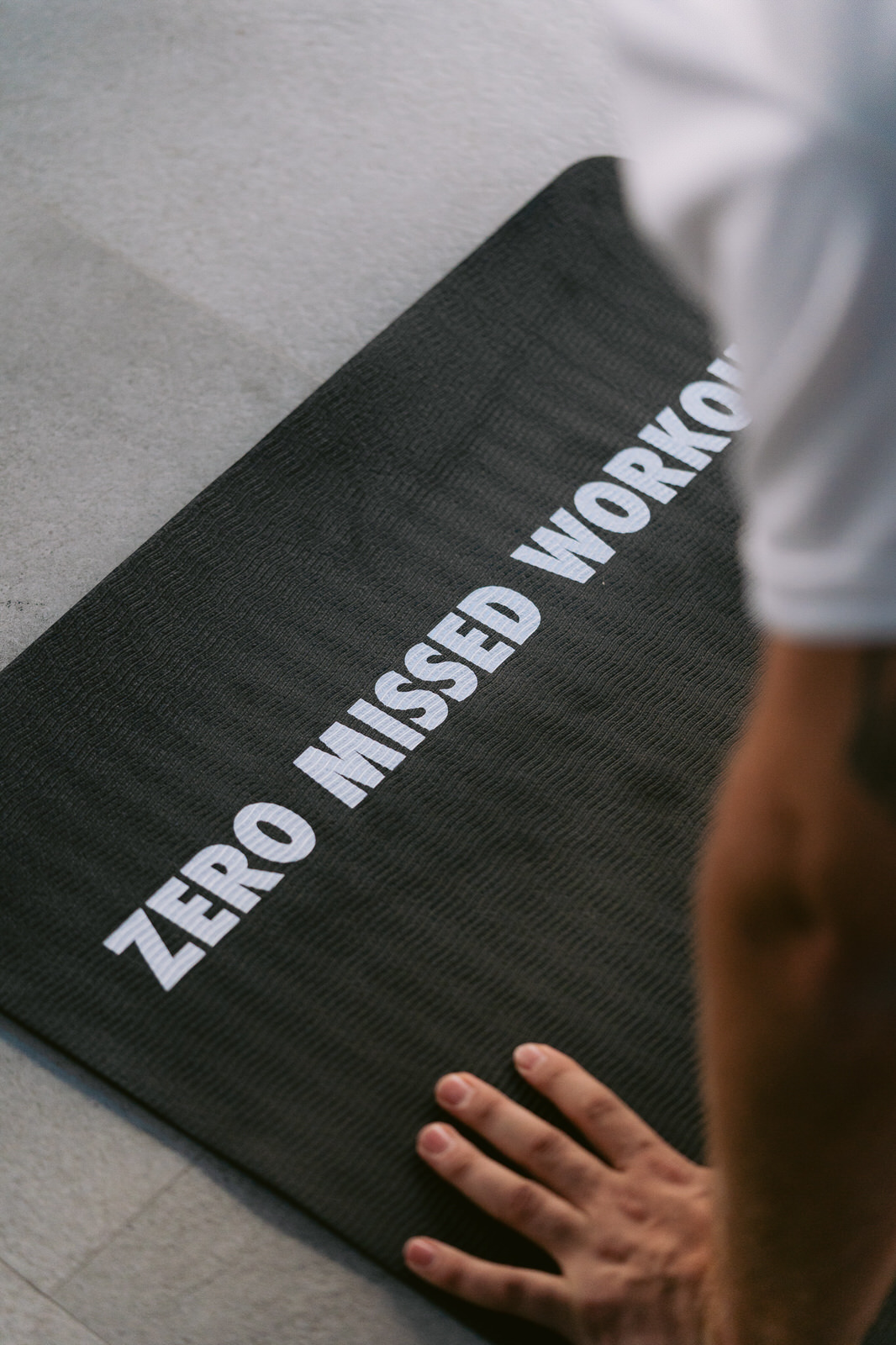 Red Bull RB Zero — mat zero missed workout primer plano