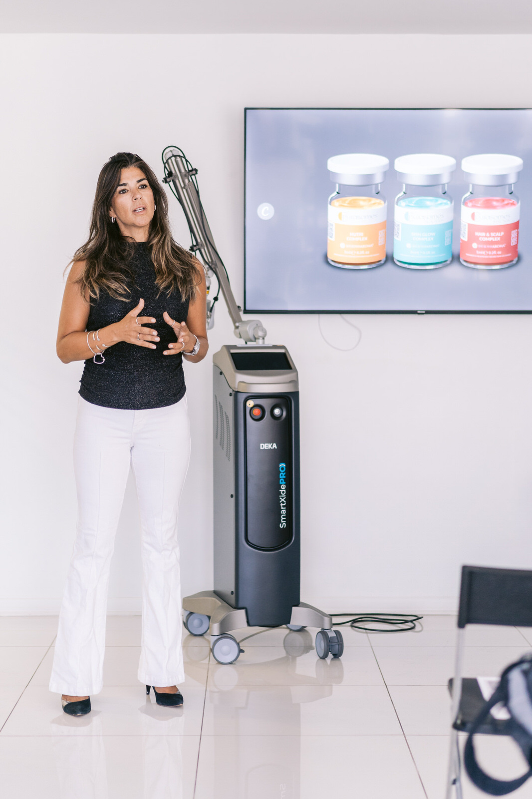 CDM Medical — Esteticista charla producto evento