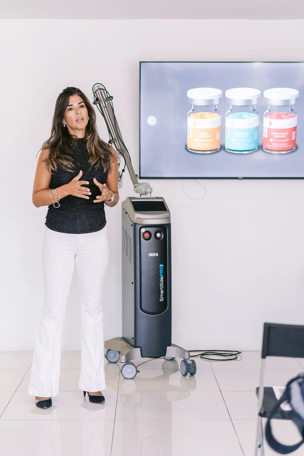 CDM Medical — Esteticista charla producto evento