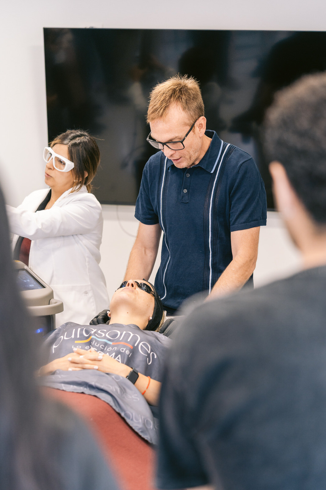 CDM Medical — Medico demostracion paciente evento