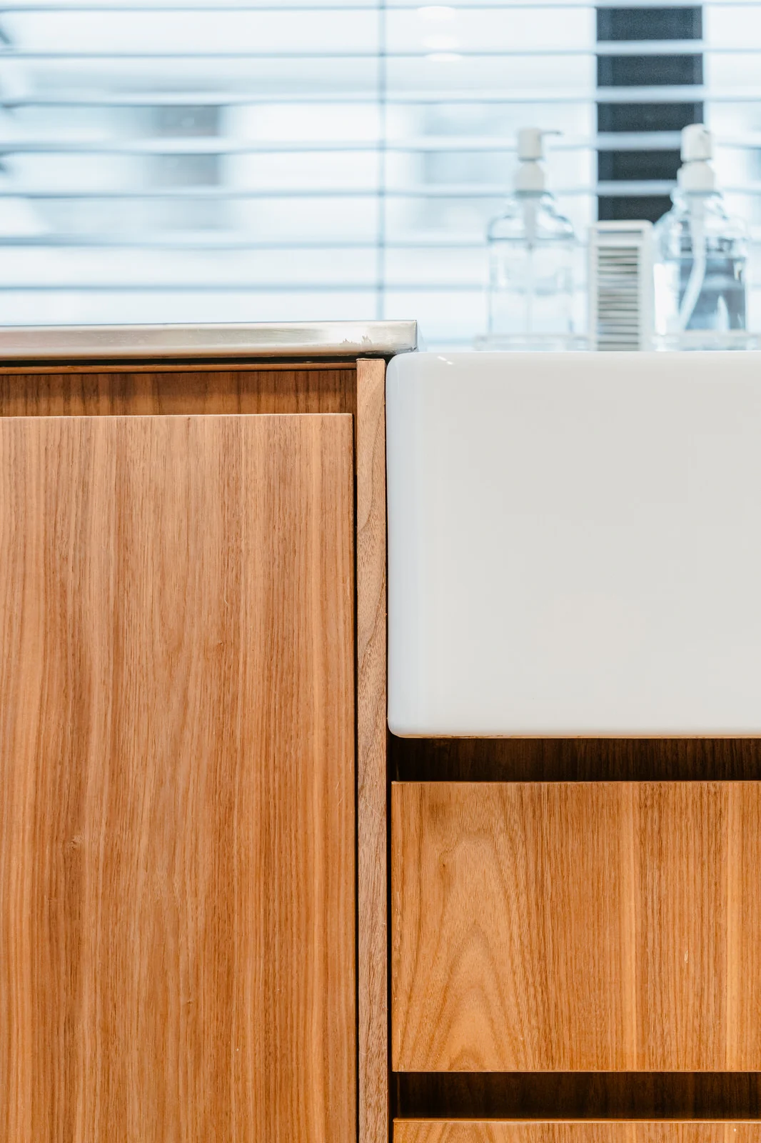 Lavaplatos blanco con madera, Cassone La Luma