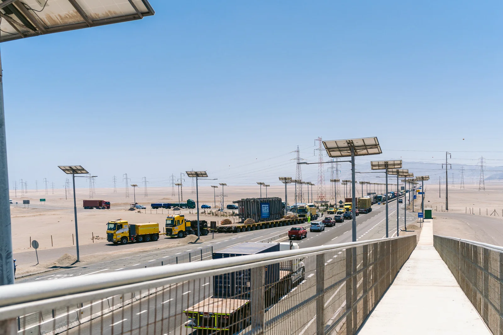 WEG Transformador Antofagasta — convoy puente paneles solares 1