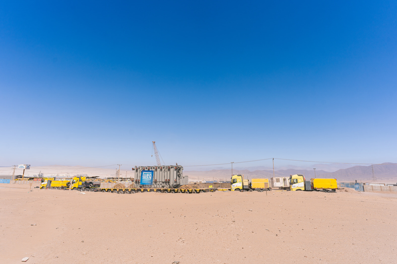 WEG Transformador Antofagasta — desierto equipo industrial lejano