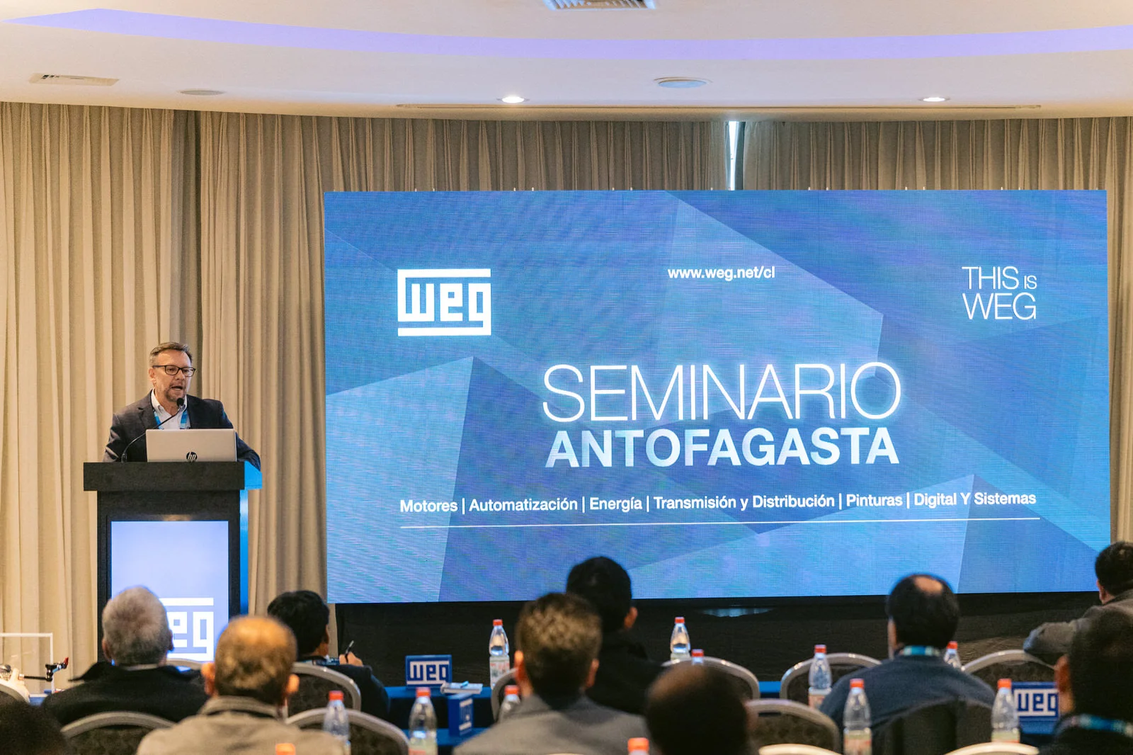 Pantalla Seminario WEG Antofagasta
