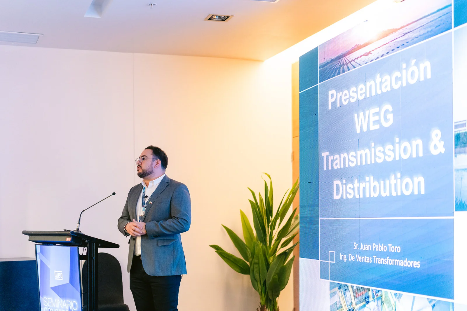 Ponente transmisión distribución Seminario WEG Concepción