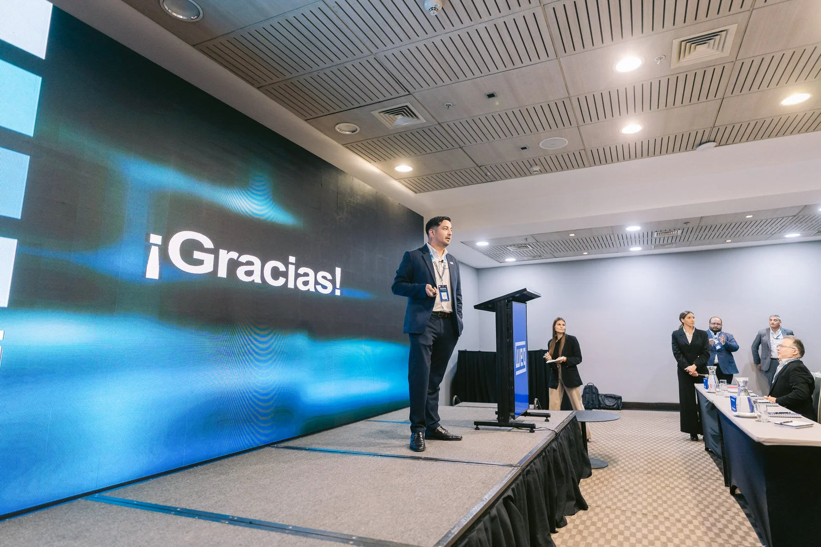 Ponente cierre gracias Seminario WEG Santiago